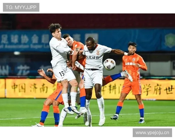 山东泰山防线在高位压迫下是否频繁暴露身后空间,稳定性面临考验 山东泰山防线在高位压迫下是否频繁暴露身后空间,稳定性面临考验