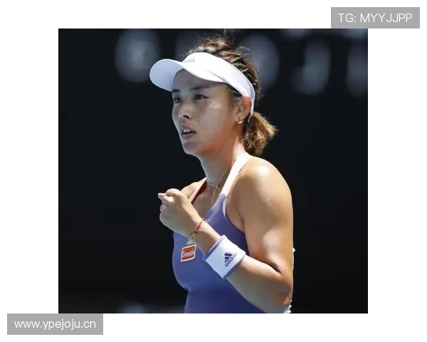 刚看到郑赛赛下馆子那桌账单，我的月薪默默退出社交圈