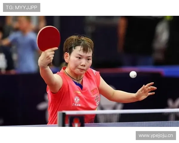 何卓佳训练完直接拎爱马仕去吃人均三千的日料